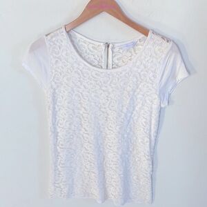 New York & Co. White short-sleeve Blouse with laced front, size S